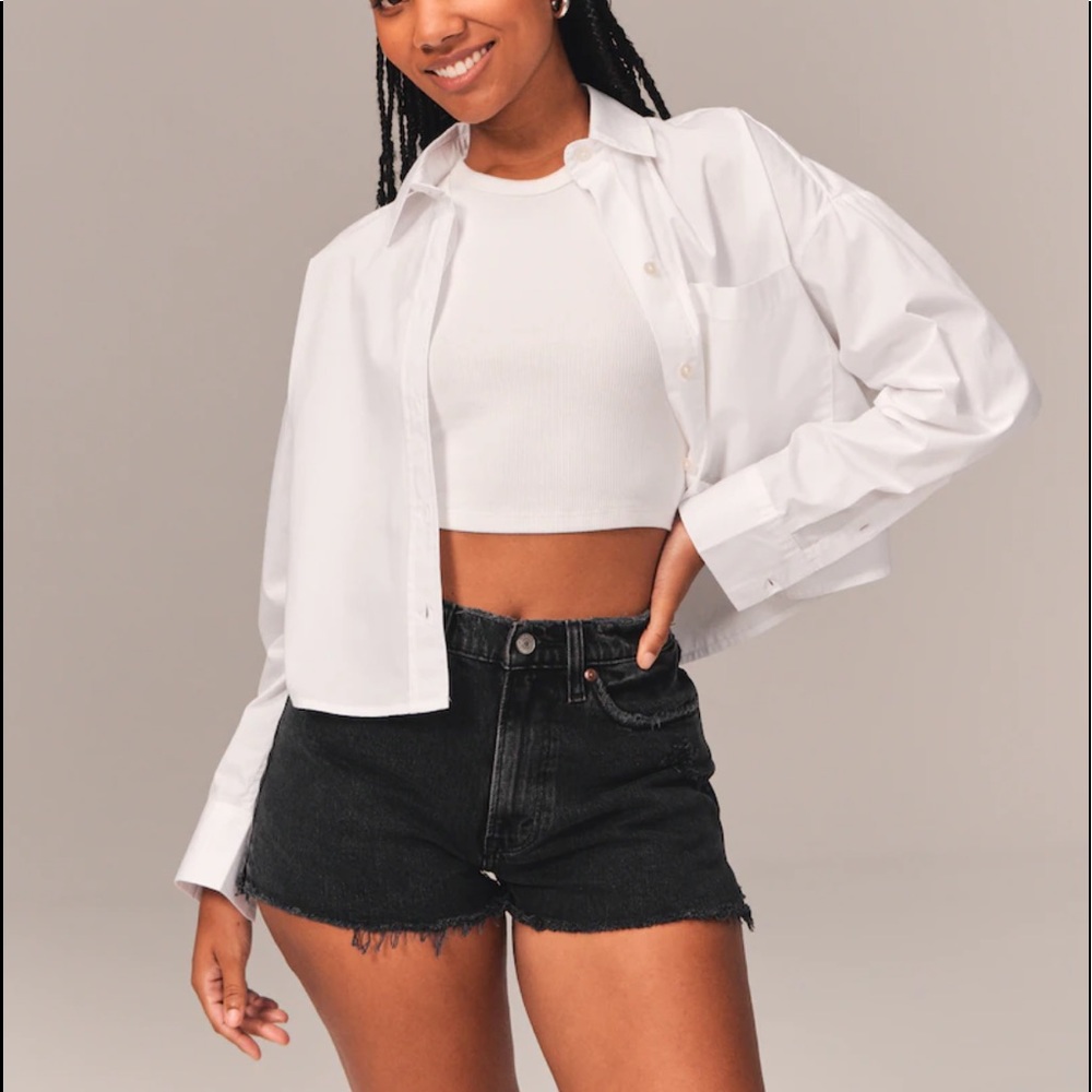Abercrombie & Fitch curve love high rise mom short
